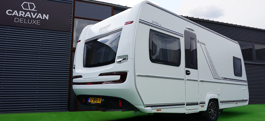 Fendt Apero 495 SFB plattegrond Caravan Deluxe Caravan huren
