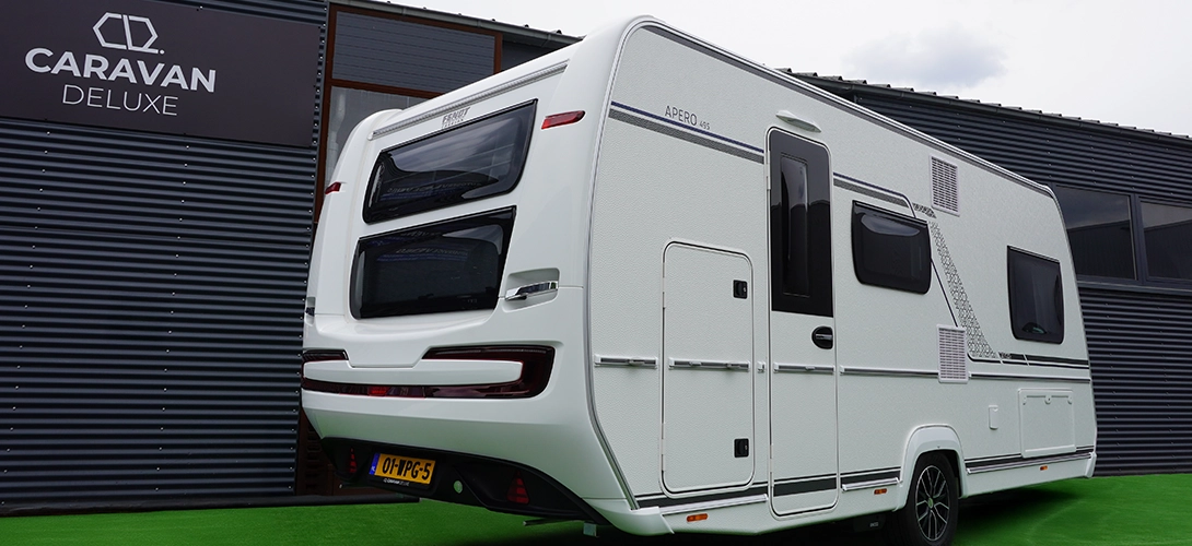 Fendt Apero 495 SKM plattegrond Caravan Deluxe caravan huren