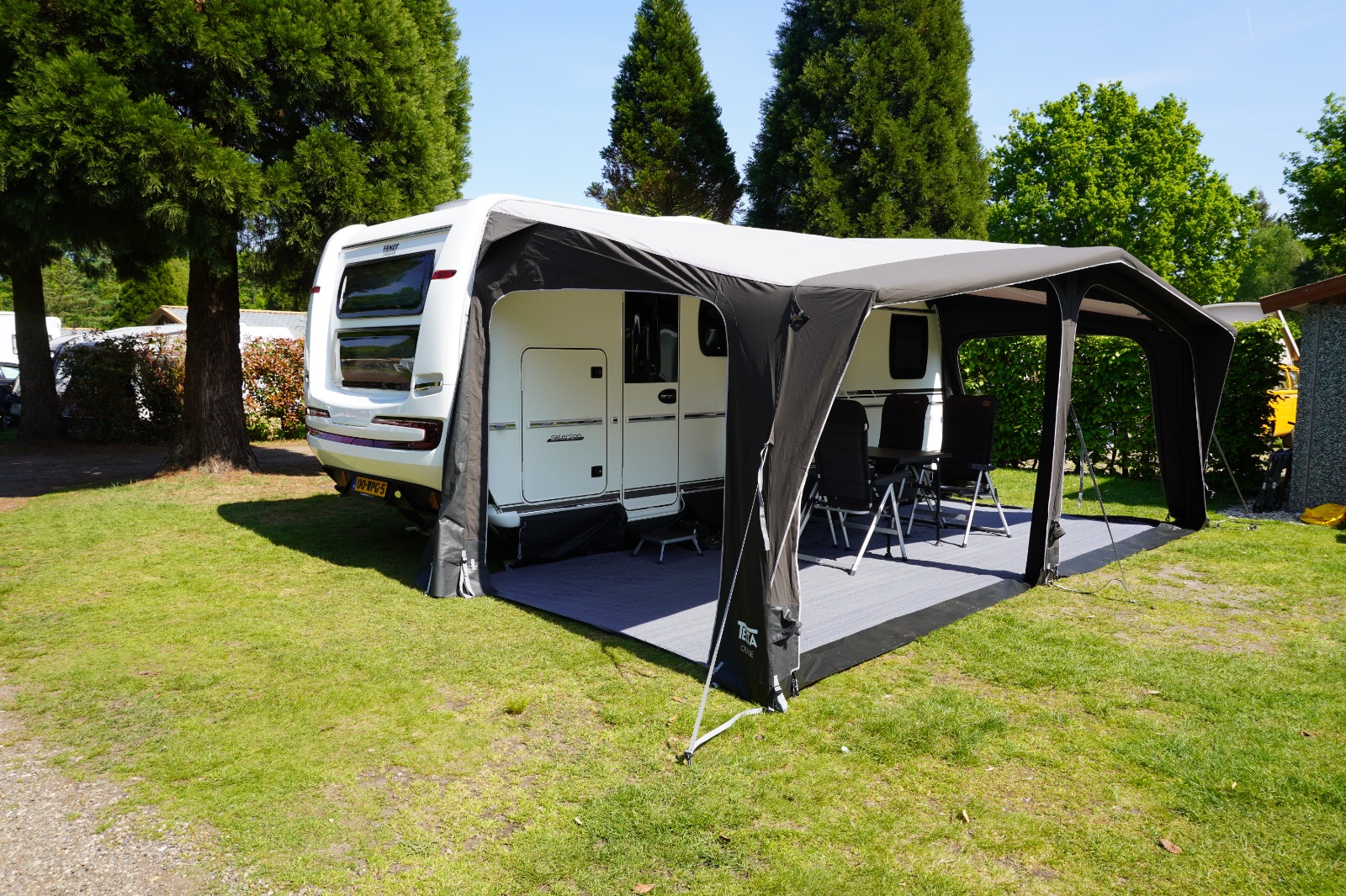 caravan vakantie bestemmingen Caravan Deluxe